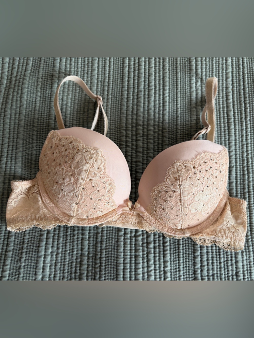 Victoria's Secret Blush Lace Push-Up Bra